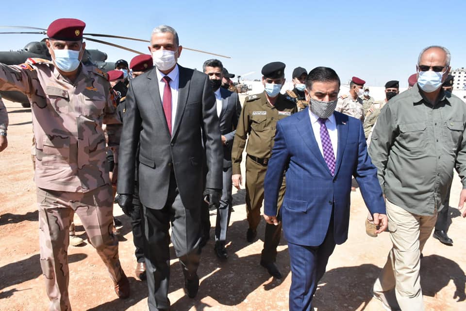 وزيرا الداخلية والدفاع يصلان كربلاء المقدسة (مصور)