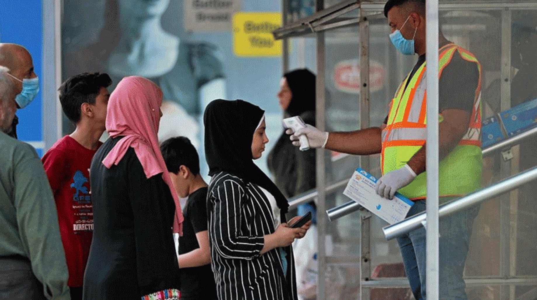 العراق يحتل الصدارة .. قائمة بالدول العربية الأكثر تضررا بالفيروس
