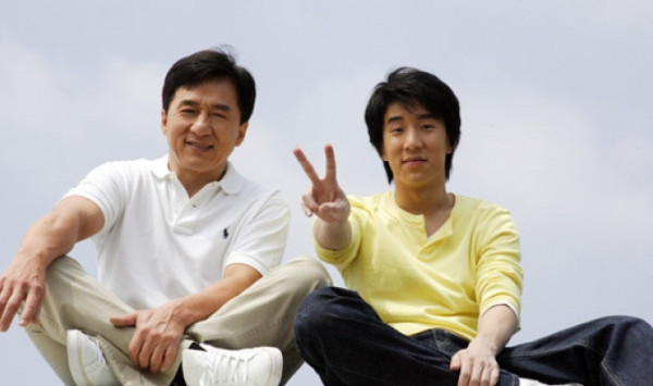 بـ350 مليون دولار.. جاكي شان يحرم ابنه الوحيد من الميراث.. إليكم التفاصيل