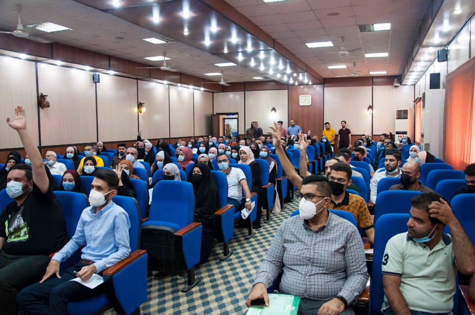 صحة كربلاء تُوَزع ( 444 ) طبيباً دورياً وطبيباً للأسنان وصيدلانياً مُتدرباً بين مُستشفياتها والمركز التخصصي لطب الأسنان