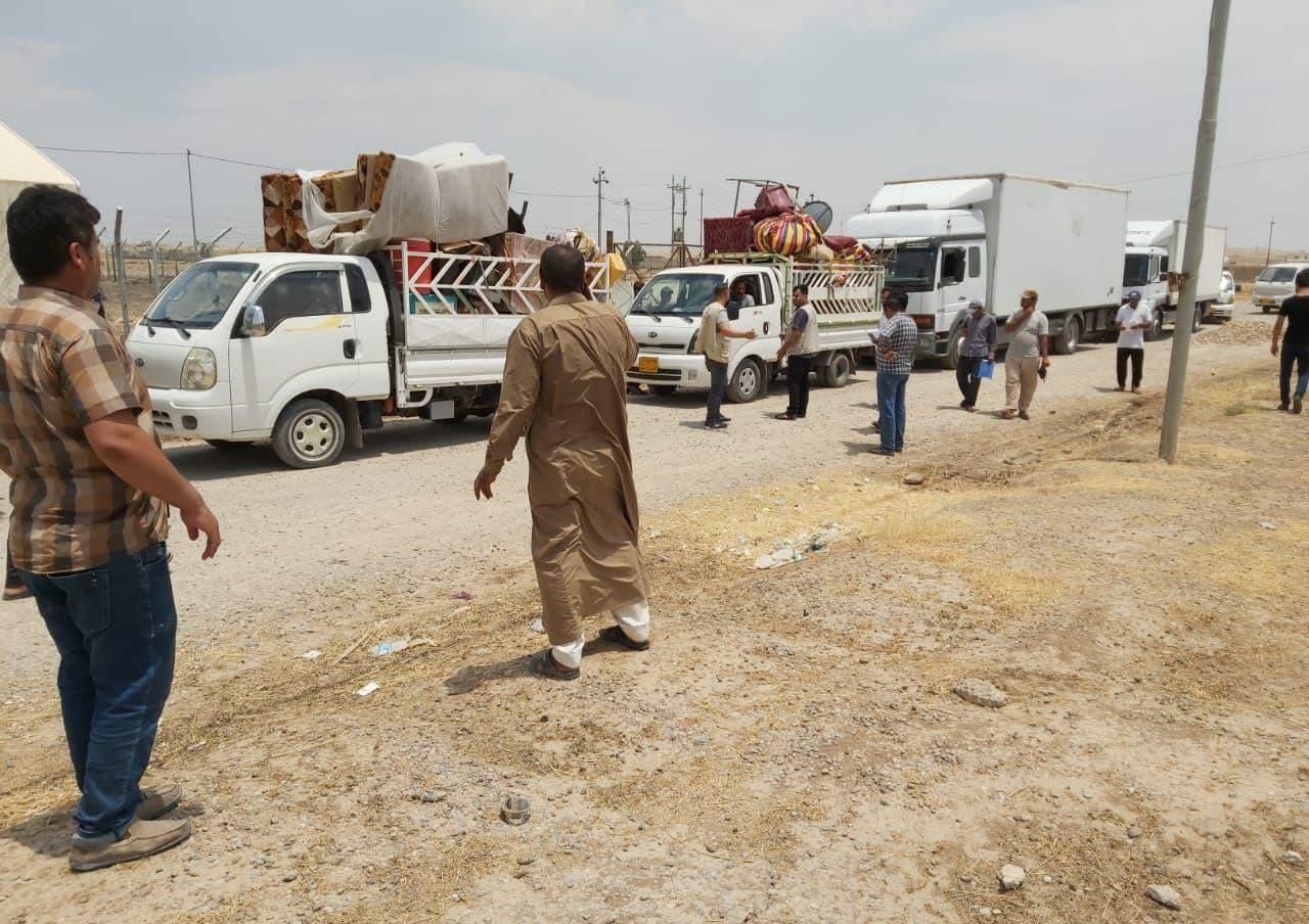 عودة دفعة جديدة من الاسر النازحة طوعيا من مخيمات شرق نينوى الى مناطقها الاصلية