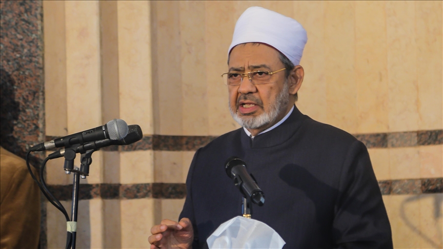 شيخ الأزهر: أتوق لزيارة العراق ولقاء مختلف طوائفه