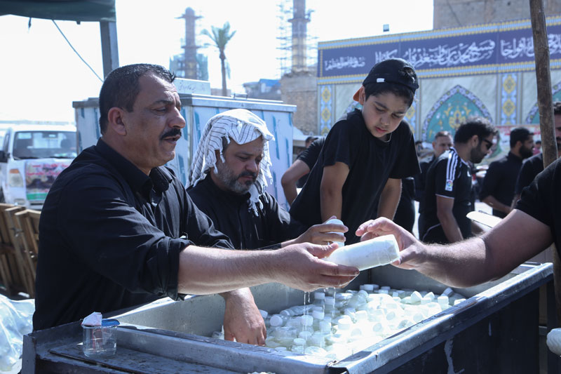 سامراء:أكثر من 700 موكب خدمي وعزائي خلال زيارة الامام الحسن العسكري والعتبة تنجز مشروع صحن صاحب الزمان لخدمة الزوار