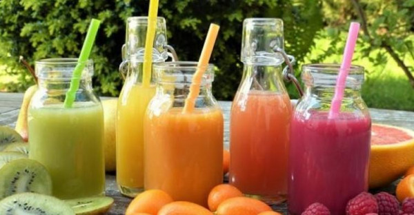 تعرف على أسوأ مشروب يمكن تناوله بعد سن الـ50