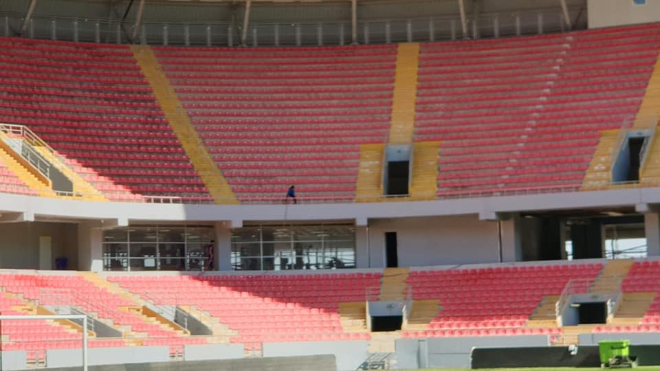 درجال يوجه بفتح ابواب ملعب كربلاء الدولي كبديل لملعبي الشعب والنجف