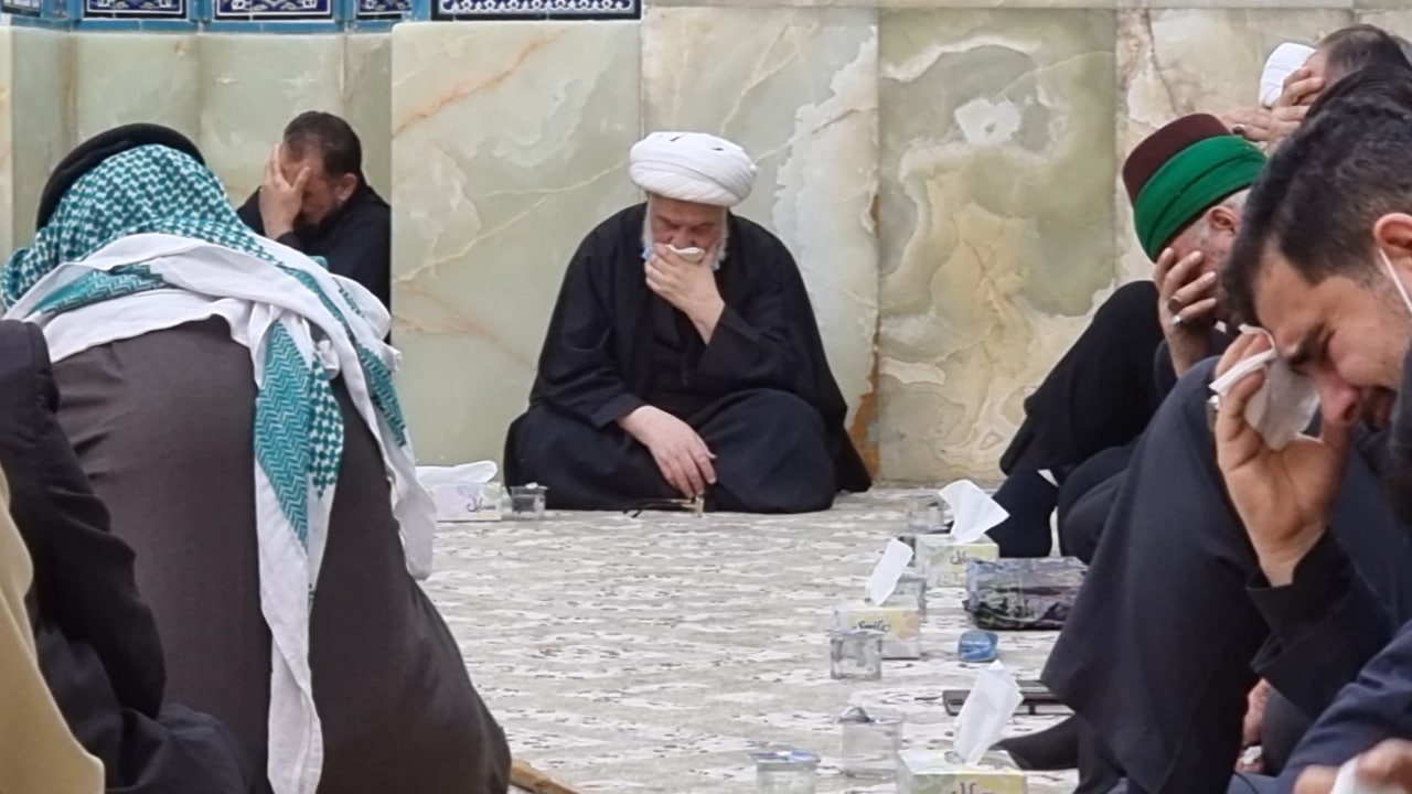 فيديو:العتبة الحسينية تستذكر شهادة السيدة فاطمة الزهراء وممثل المرجع السيستاني يقيم مجلس عزاء داخل الحرم الحسيني