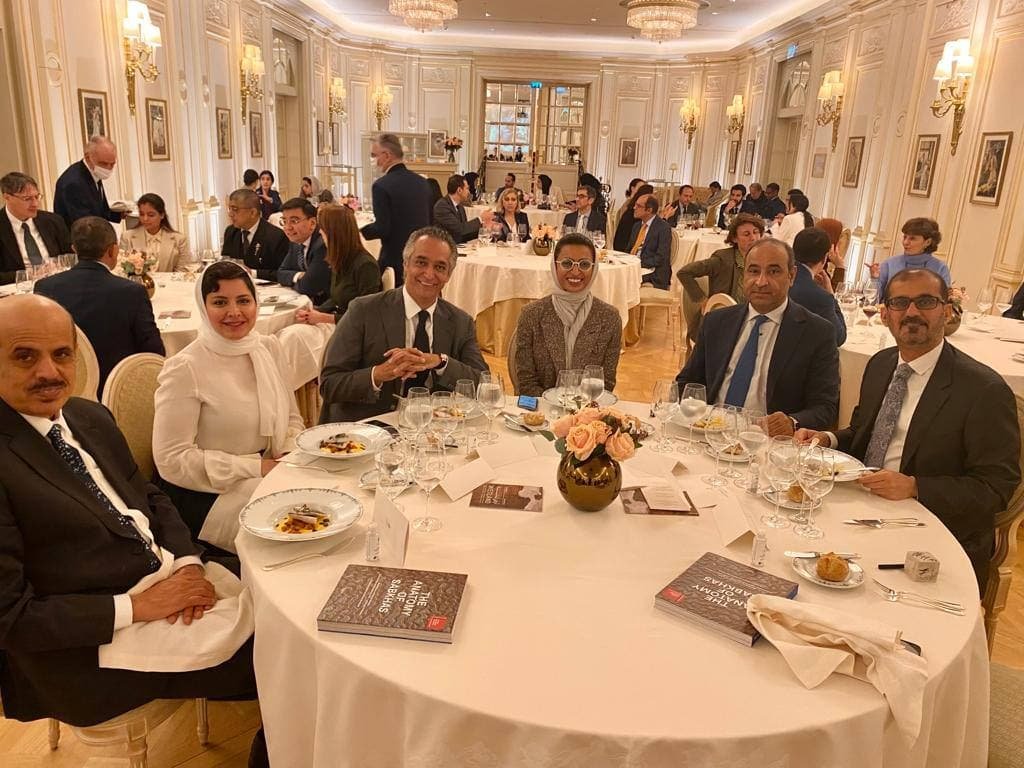 وزير الثقافة يبحث مع نظيرته الإماراتية إعادة تأهيل جامع النوري