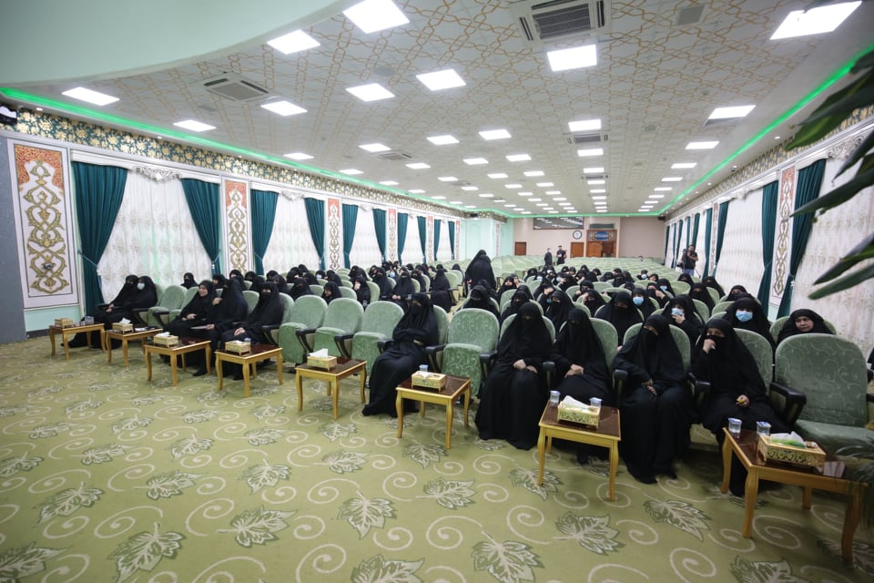 كربلاء:محاضرة نسوية في معالم التأسي بمدرسة عاشوراء مقتبسة من دروس للمرجع السيستاني