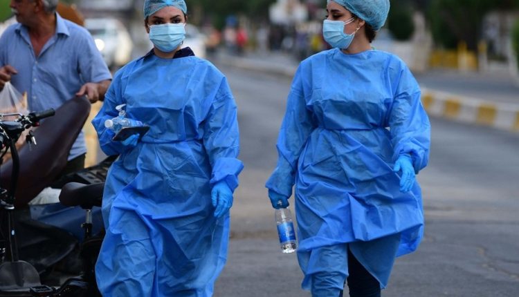 وزارة الصحة توجه بإعطاء الجرعة الثالثة من لقاح كورونا وتحدد الفئات المشمولة...الوثيقة