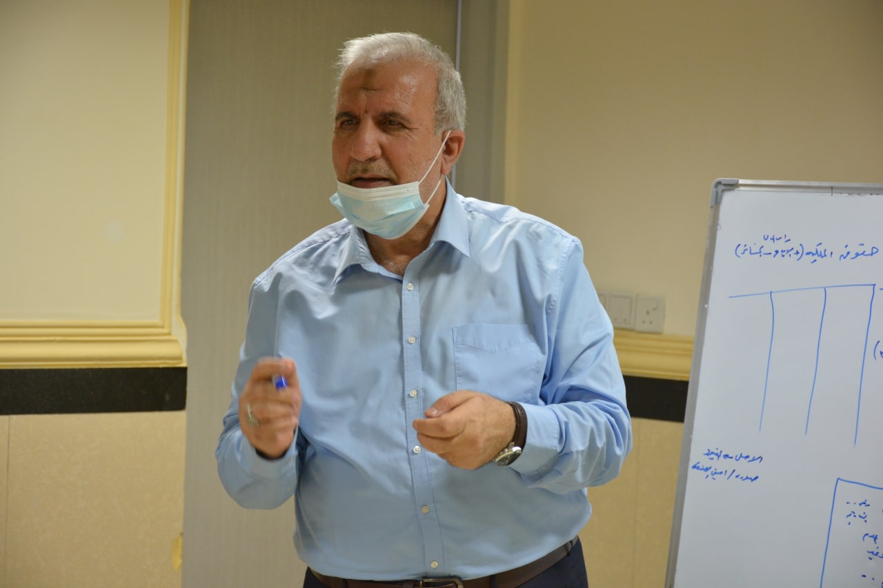 نائب الامين العام في العتبة الحسينية المقدسة يحل مدربًا