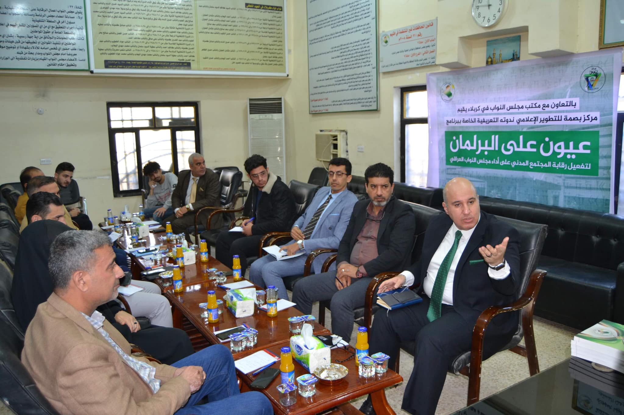 عيون كربلائية تراقب عمل البرلمان داخل مكتب مجلس النواب في كربلاء المقدسة