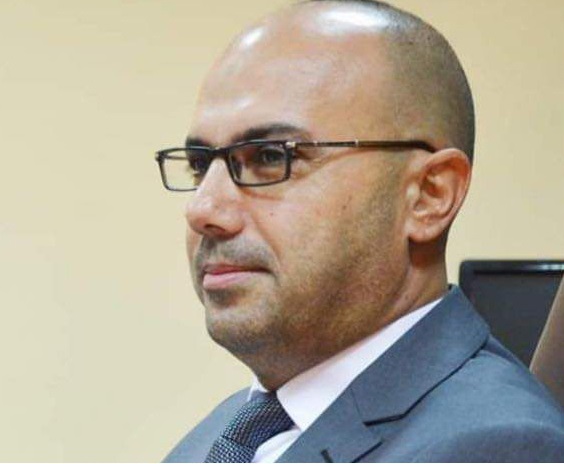 رئيس الوزراء يكلف نائبا صدريا سابقا بمنصب محافظ النجف