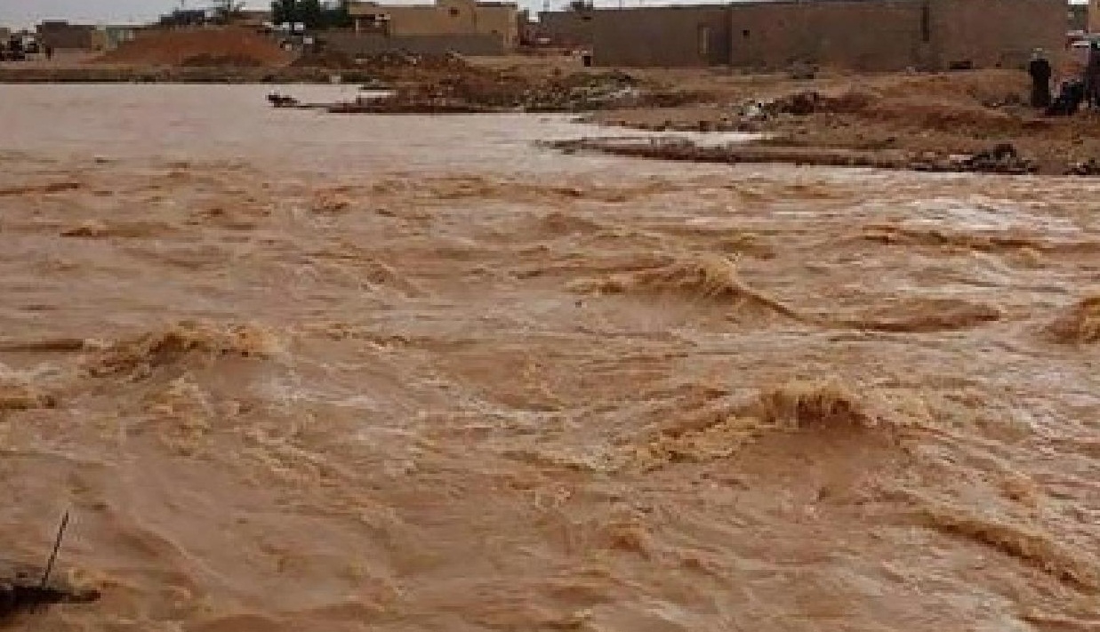 أول موجة سيول من الحدود الايرانية تقتحم العراق