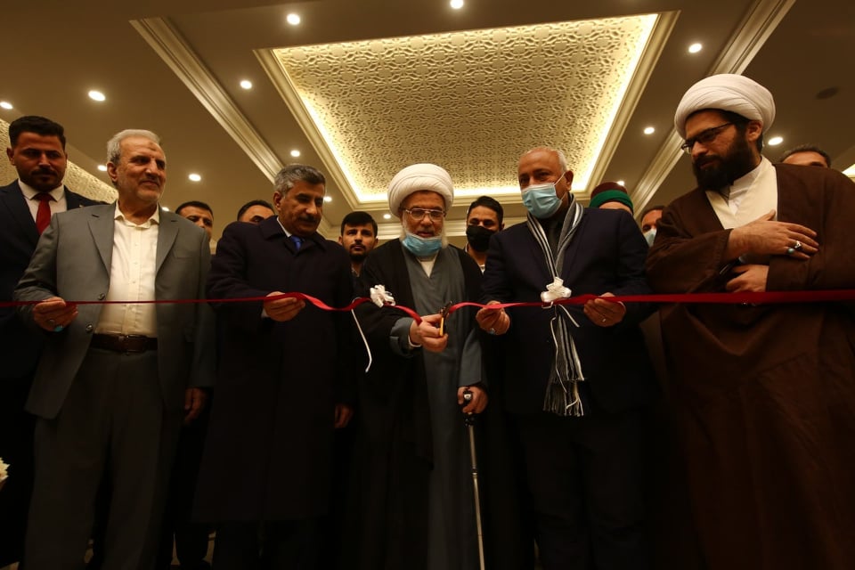 وكيل السيستاني يفتتح جامعة للبنات بكربلاء المقدسة ووكيل وزير التعليم يؤكد انها فرصة متكاملة للعنصر النسوي(مصور)