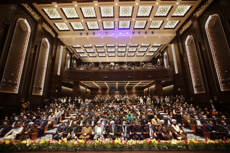 تقرير مصور لافتتاح جامعة الزهراء للبنات بكربلاء وبحضور ممثل السيستاني ووكيل وزير التعليم العالي