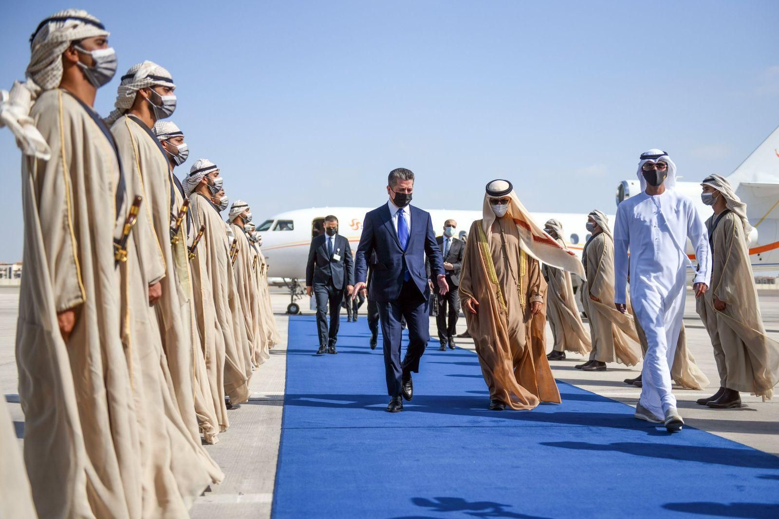مسرور بارزاني يصل الإمارات