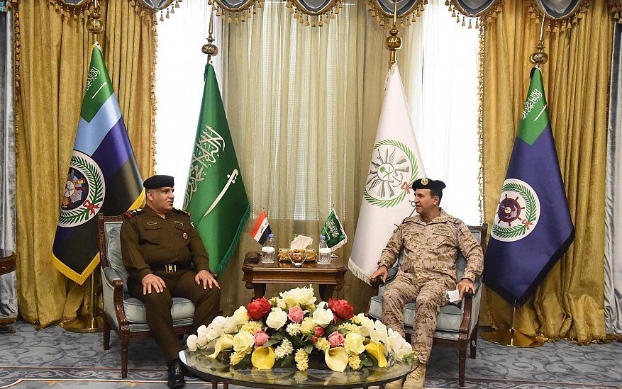 بالصور:لقاء بين قائد القوة البحرية العراقية وقائد البحرية السعودية بالرياض
