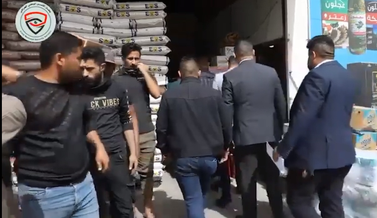 بالفيديو:جهاز الأمن الوطني يباشر بحملات تفتيشية لمتابعة الأسعار في الأسواق التجارية