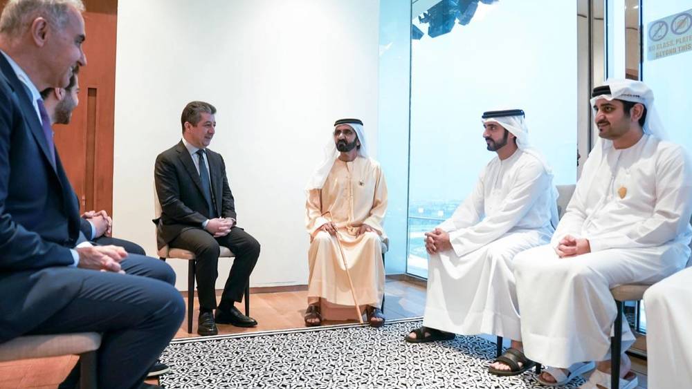 محمد بن راشد يستقبل البرزاني:تجمعنا بالعراق روابط أخوية