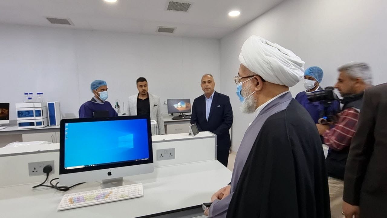 ممثل السيد السيستاني في مصنع للأدوية تابع للعتبة الحسينية: العراقيون قادرون على فعل الكثير..فيديو