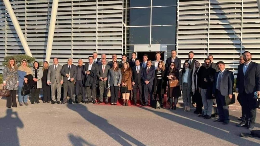 بيان مشترك للسيادة والديمقراطي بشأن مهلة الصدر للإطار الشيعي