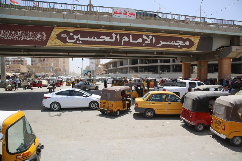 مصائب التكتك في كربلاء من يقف ورائها : حوادث وتجاوزات ومخالفات يومية(مصور)