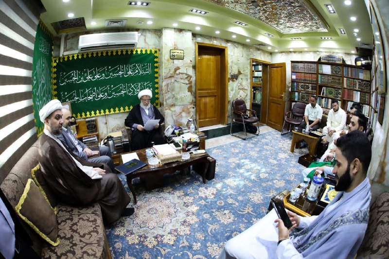 بالصور:قراء العتبة الحسينية المقدسة يمثلون العراق دوليا بعد فوزهم في مسابقة لقراء القرآن الكريم في مسجد الكوفة