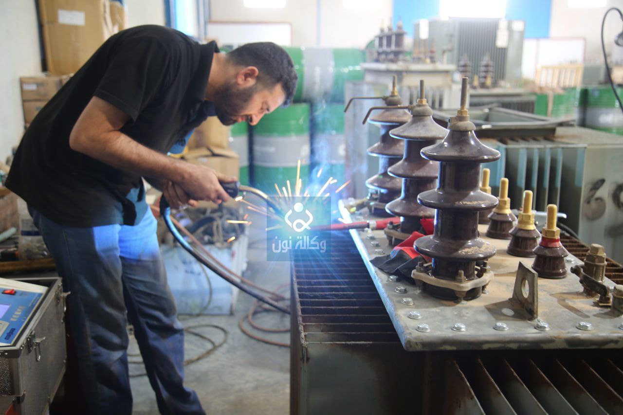 فيديو:معمل تصليح المحولات في كربلاء يعيد ١٠٠٠ محولة شهريا للعمل ويوفر ملايين الدولارات للعراق