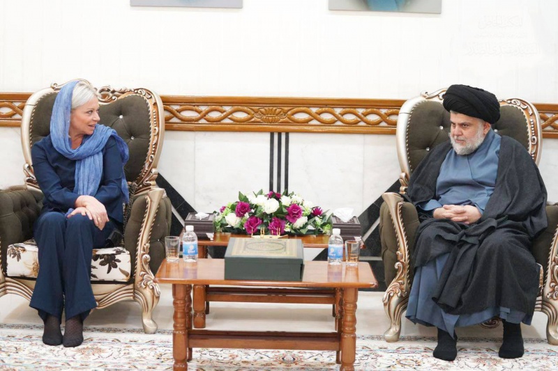 المبعوثة الأممية جينين بلاسخارت تصل النجف للقاء الصدر