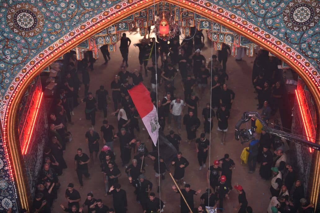 مشاهد مصورة من اخر عزاء مليوني في كربلاء