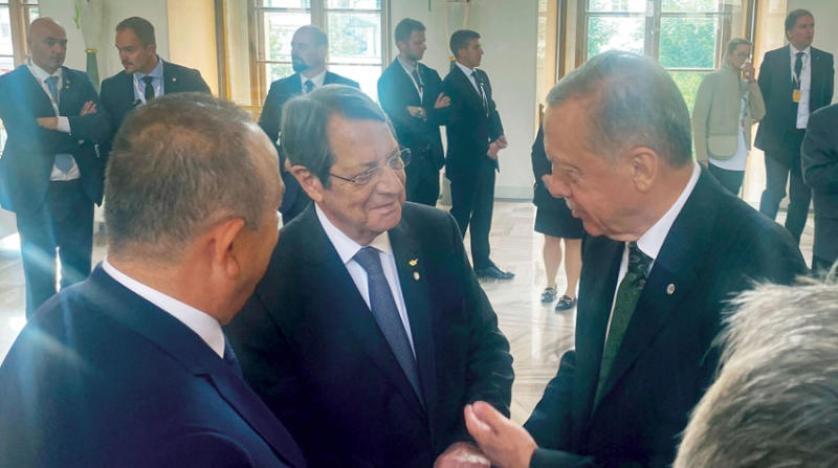 تركيا تعاود التهديد بالحرب ضد اليونان