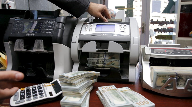 العراق.. تحرك رسمي للتحقيق في "جريمة اقتصادية كبيرة"