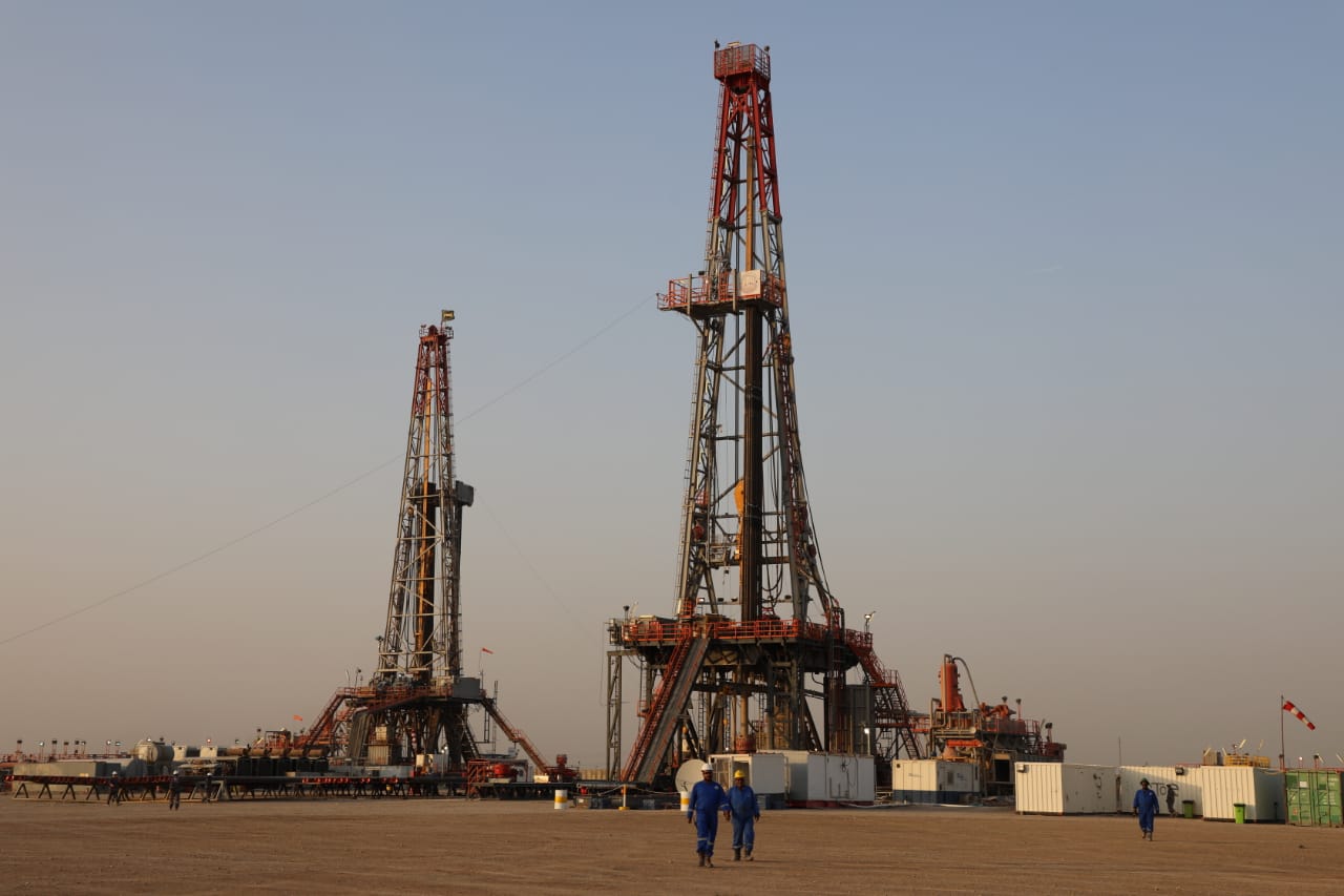 انجاز حفر بئر نفطي في حقل الناصرية