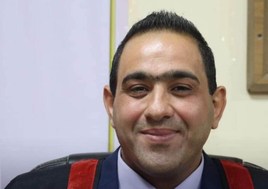 من علل التعبير القرآني الفرق الدلاليّ بين (الوالد، والأب، والعم)