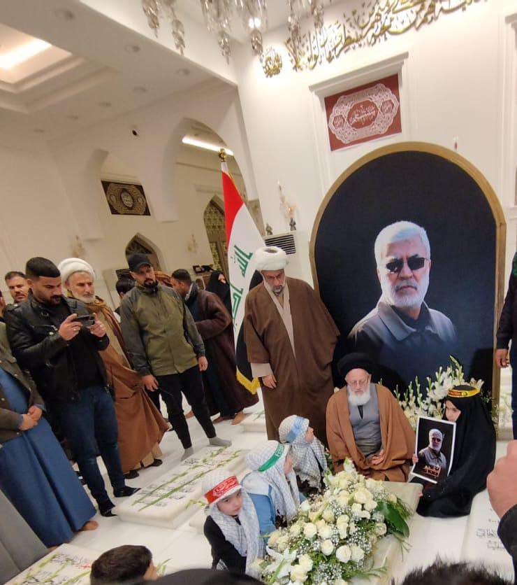 ممثل خامنئي يزور مرقد  ابو مهدي المهندس