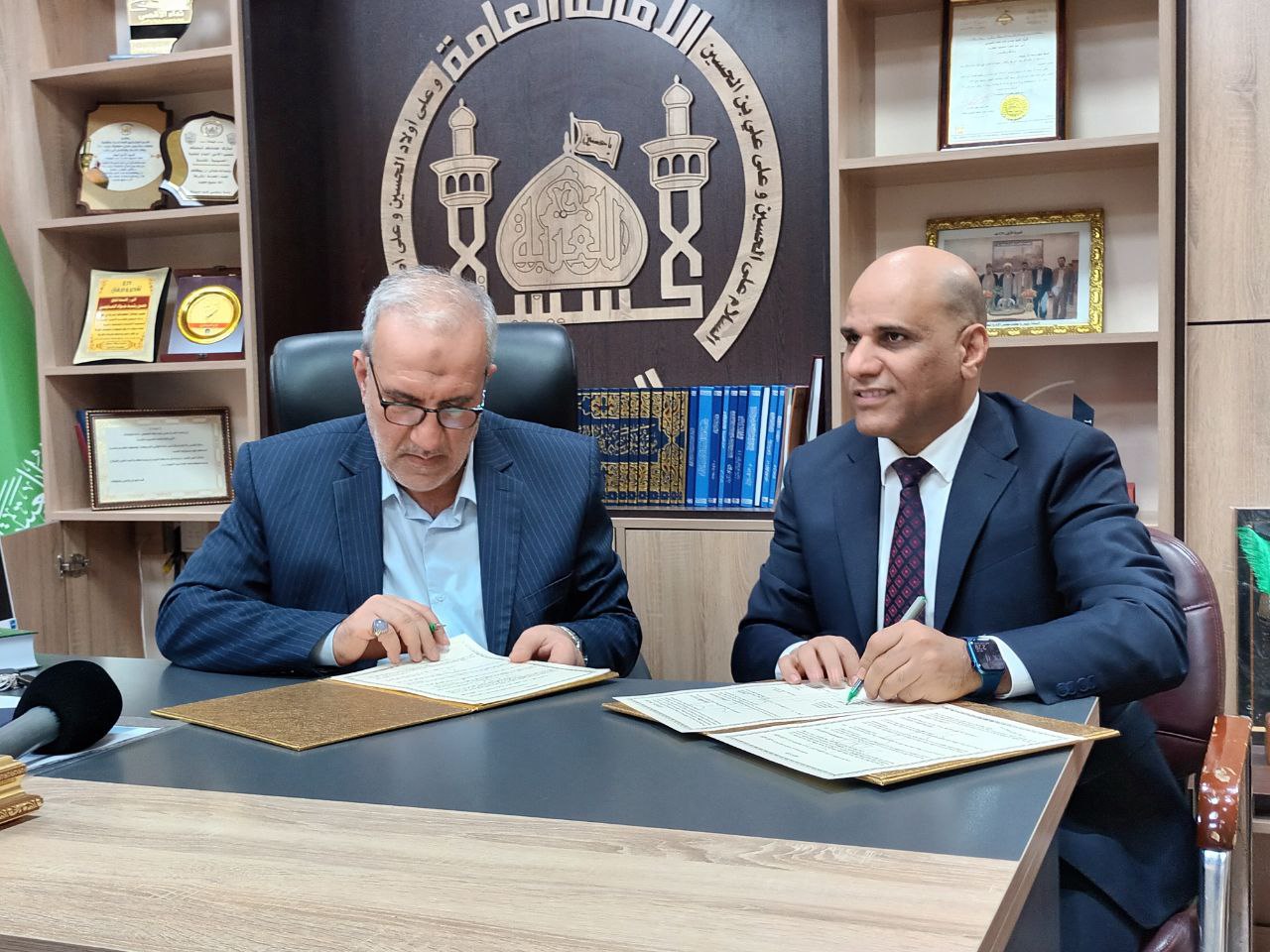 كربلاء:العتبة الحسينية توقع مذكرة تعاون مع المركز الوطني للتطوير الإداري وتقنية المعلومات