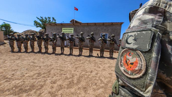 هجوم بـ 8 صواريخ يستهدف معسكراً للجيش التركي شمالي العراق