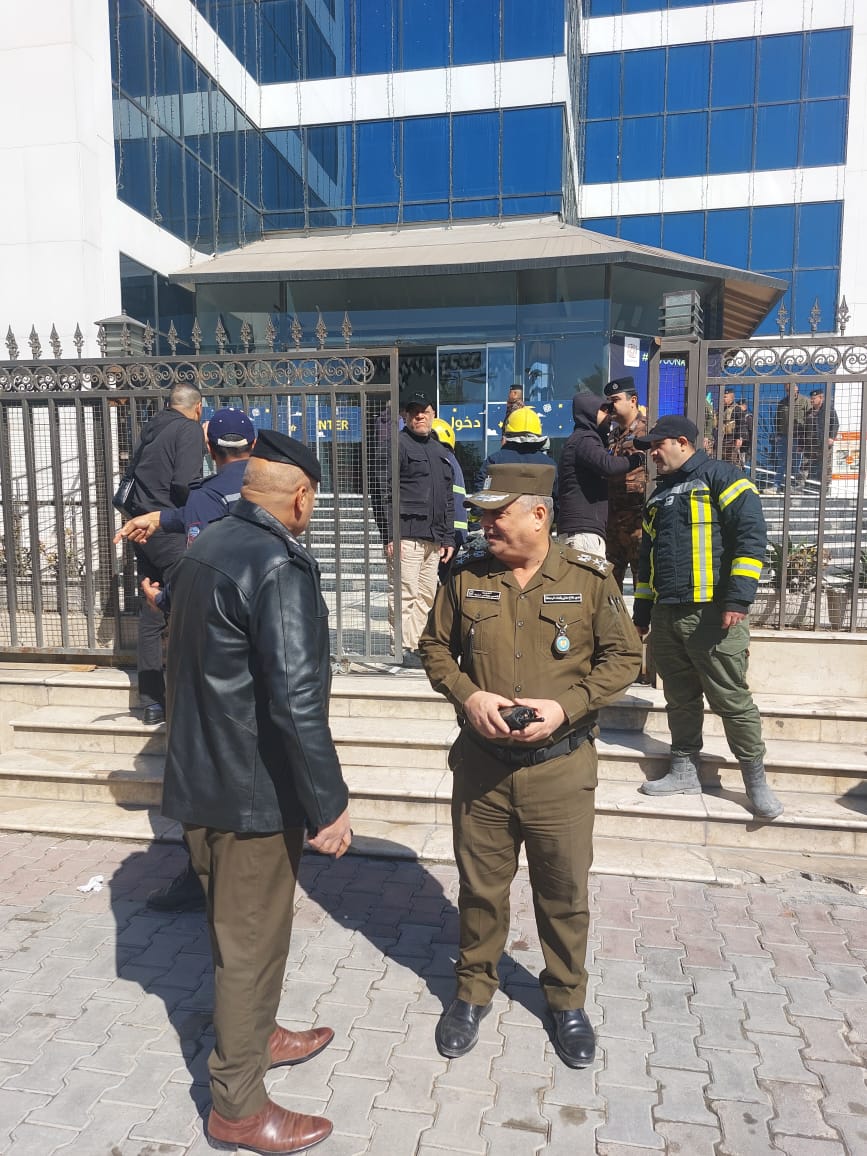 الدفاع المدني يعلن اخماد حريق مول زيونة