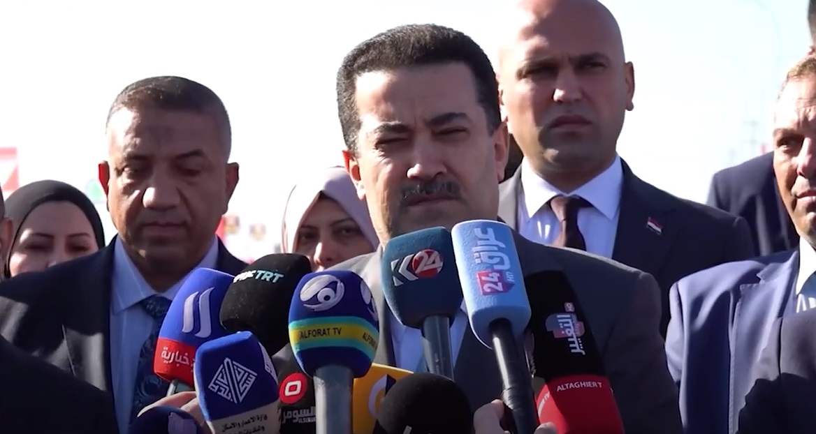 بحضور السوداني احالة 16 مشروع متعلق بتطوير واستحداث الطرق والجسور في بغداد