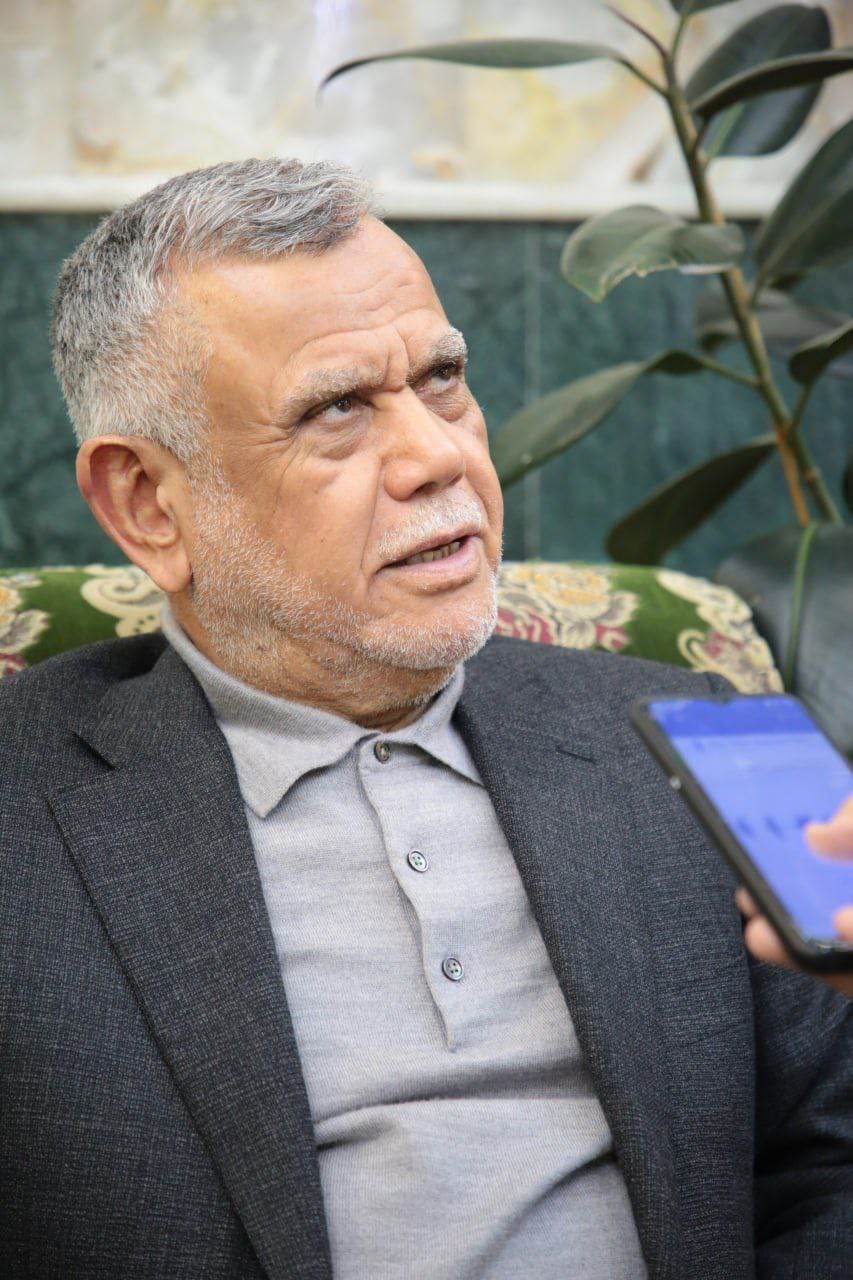 هادي العامري يدافع عن سانت ليغو ومجالس المحافظات ويكشف عن بيع وشراء للمقاعد النيابية