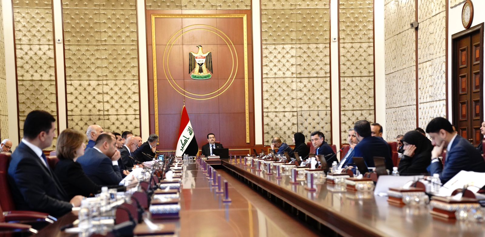 مجلس الوزراء يعقد جلسته لمناقشة مشروع قانون الموازنة العامة الاتحادية