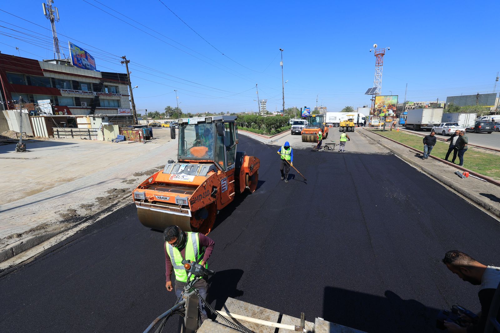 امانة بغداد تعلن انطلاق حملة كبرى لاكساء ٤ ملايين م٢ من شوارع العاصمة