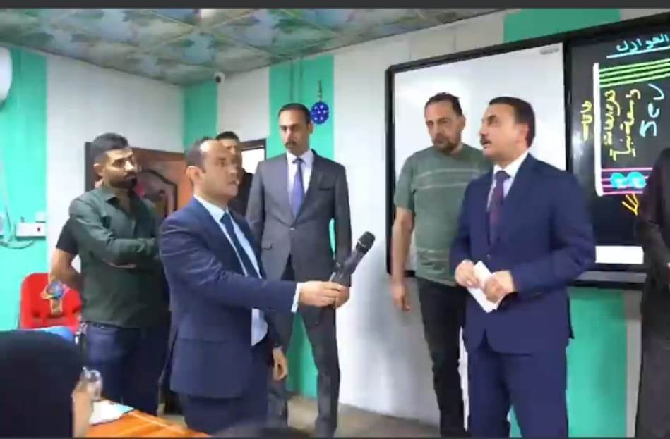 وزير التربية يصدر قرارات حازمة بحق معاهد ومدارس اهلية تستغل الطلبة