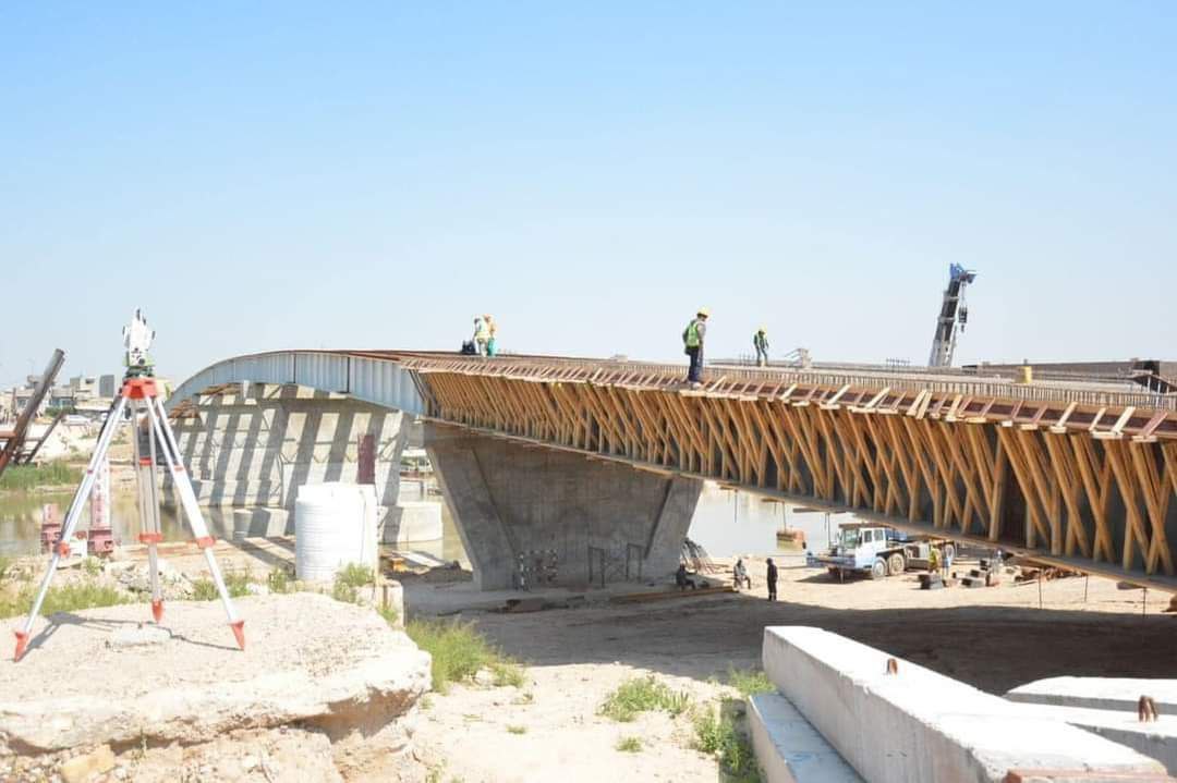 الإعمار تعلن وصول نسب الانجاز  في مشروع جسر الگريعات للمشاة الى (٧٥) بالمئة