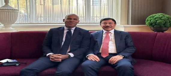 محافظ البنك المركزي العراقي يلتقي مساعد وزير الخزانة الأمريكي في واشنطن