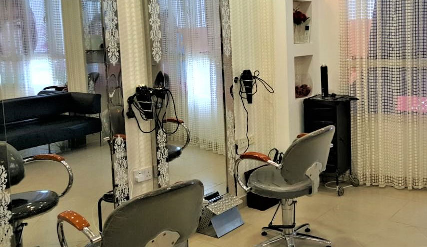 غلق 35 مركز تجميل غير مرخص في بغداد خلال الأسبوع الحالي