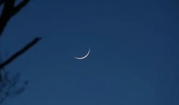 ديوان الوقف السني يعلن غداً الجمعة أول أيام عيد الفطر