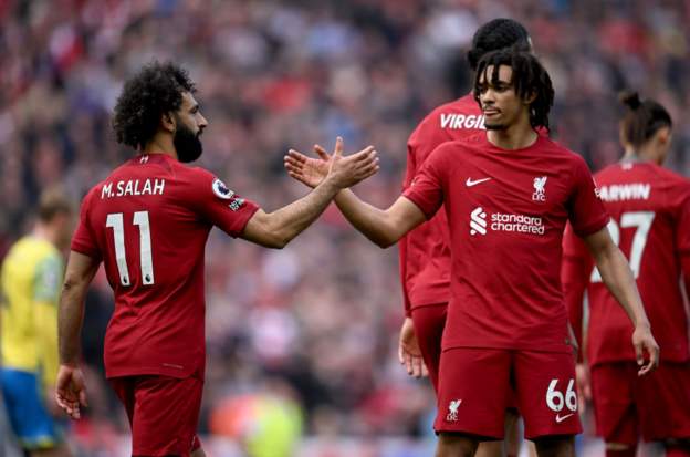 محمد صلاح يقود ليفربول للفوز على نوتنغهام فورست