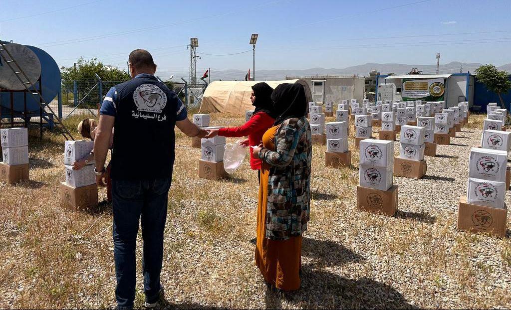 وزارة الهجرة توزع اكثر من (19) ألف حصة إغاثية للنازحين في دهوك والسليمانية