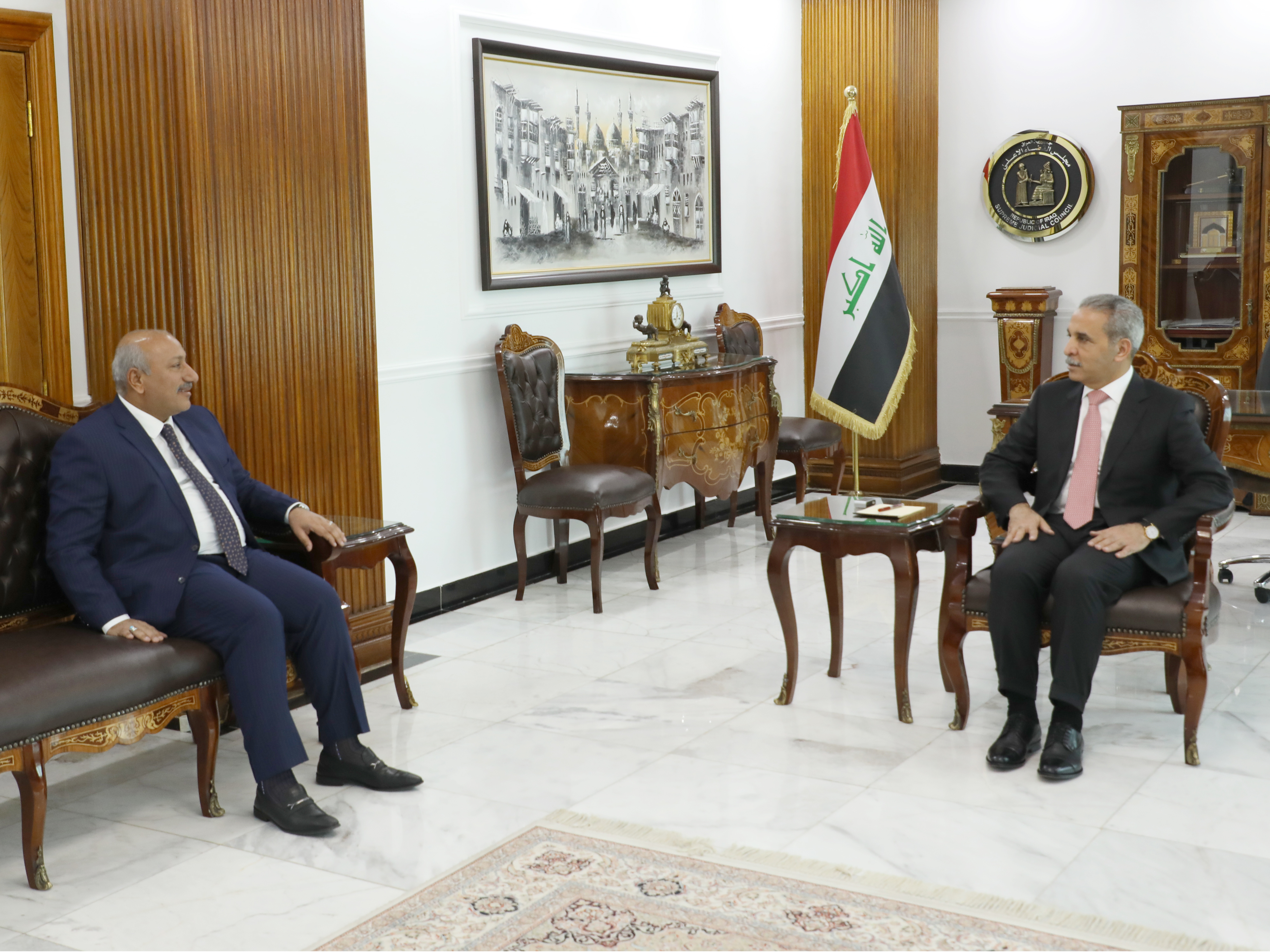 محافظ كربلاء ورئيس مجلس القضاء الاعلى ينسقان بخصوص بناء مقر رئاسة محكمة الاستئناف الجديدة بالمحافظة